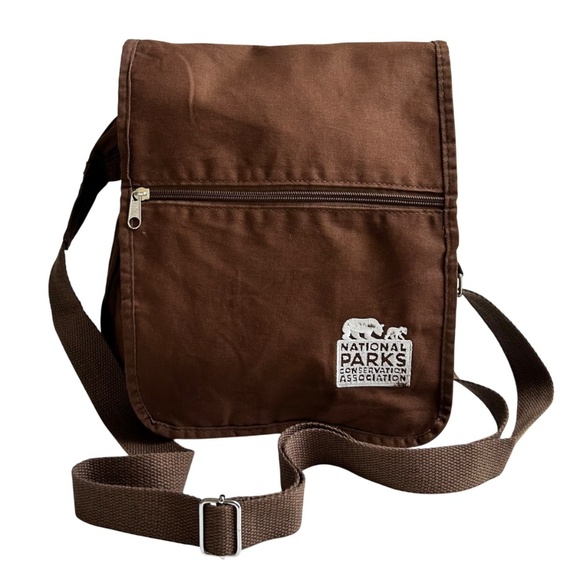 National Parks Conservation Association Messenger Crossbody Bag - Picture 1 of 15